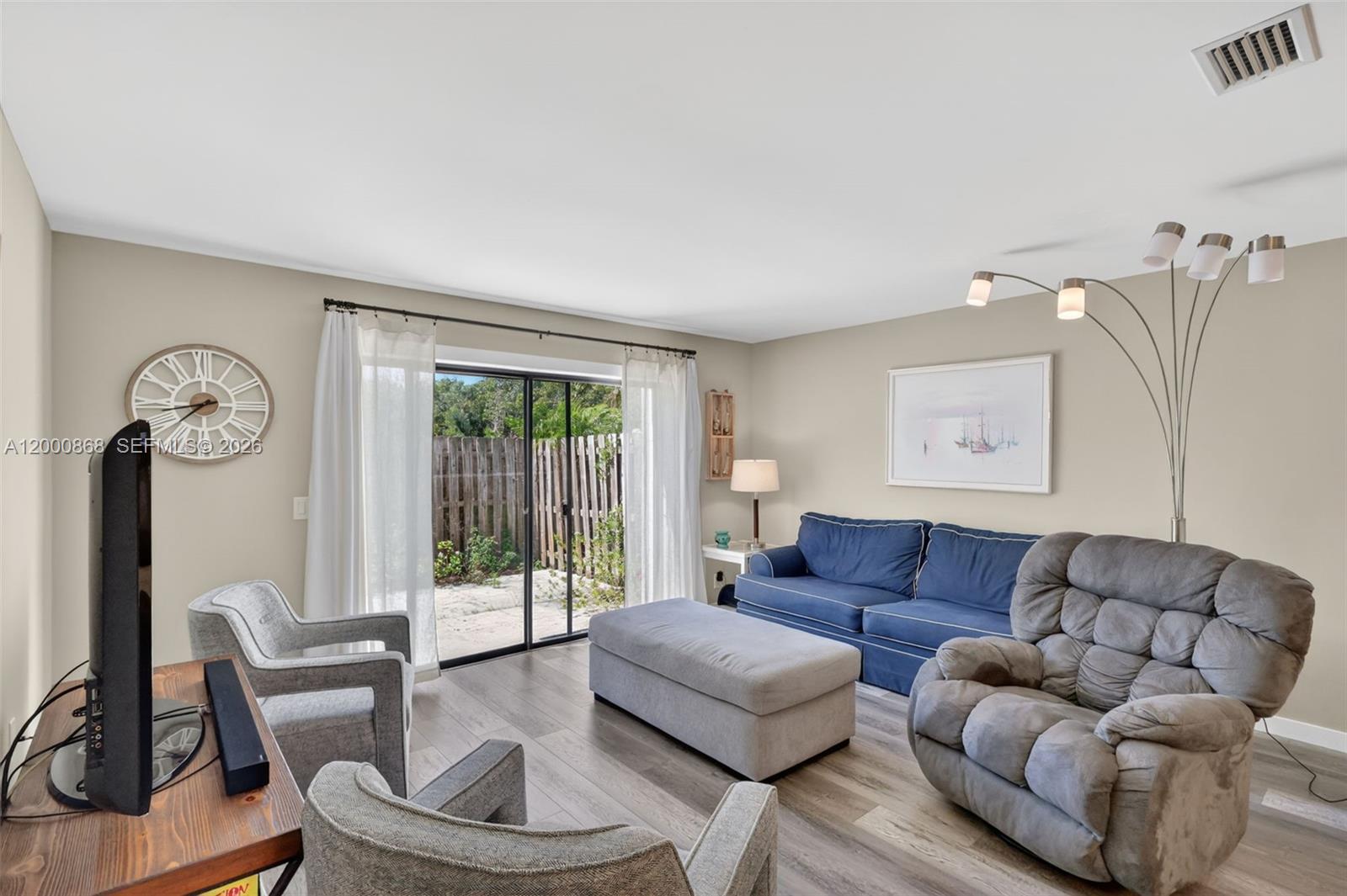 ISLAND VILLAGE PHASE II - Residential Lease