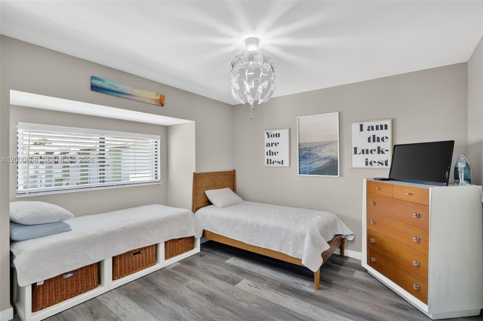 ISLAND VILLAGE PHASE II - Residential Lease