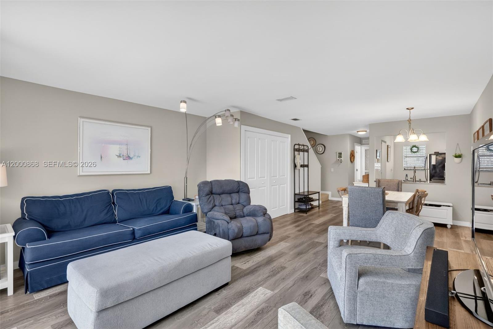 ISLAND VILLAGE PHASE II - Residential Lease