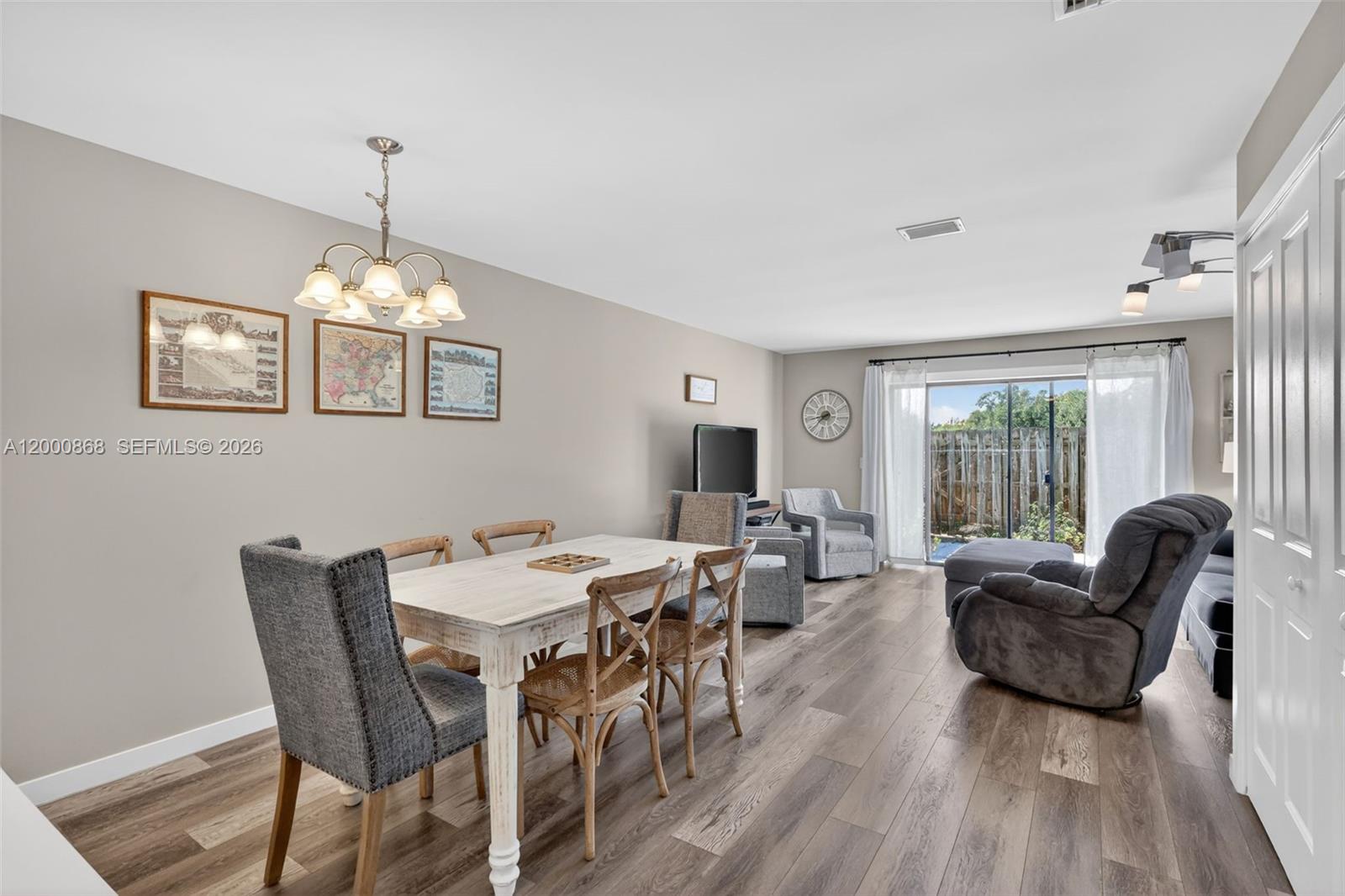 ISLAND VILLAGE PHASE II - Residential Lease