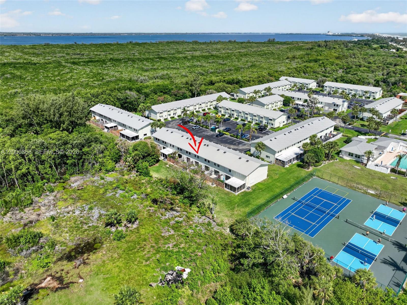 ISLAND VILLAGE PHASE II - Residential Lease