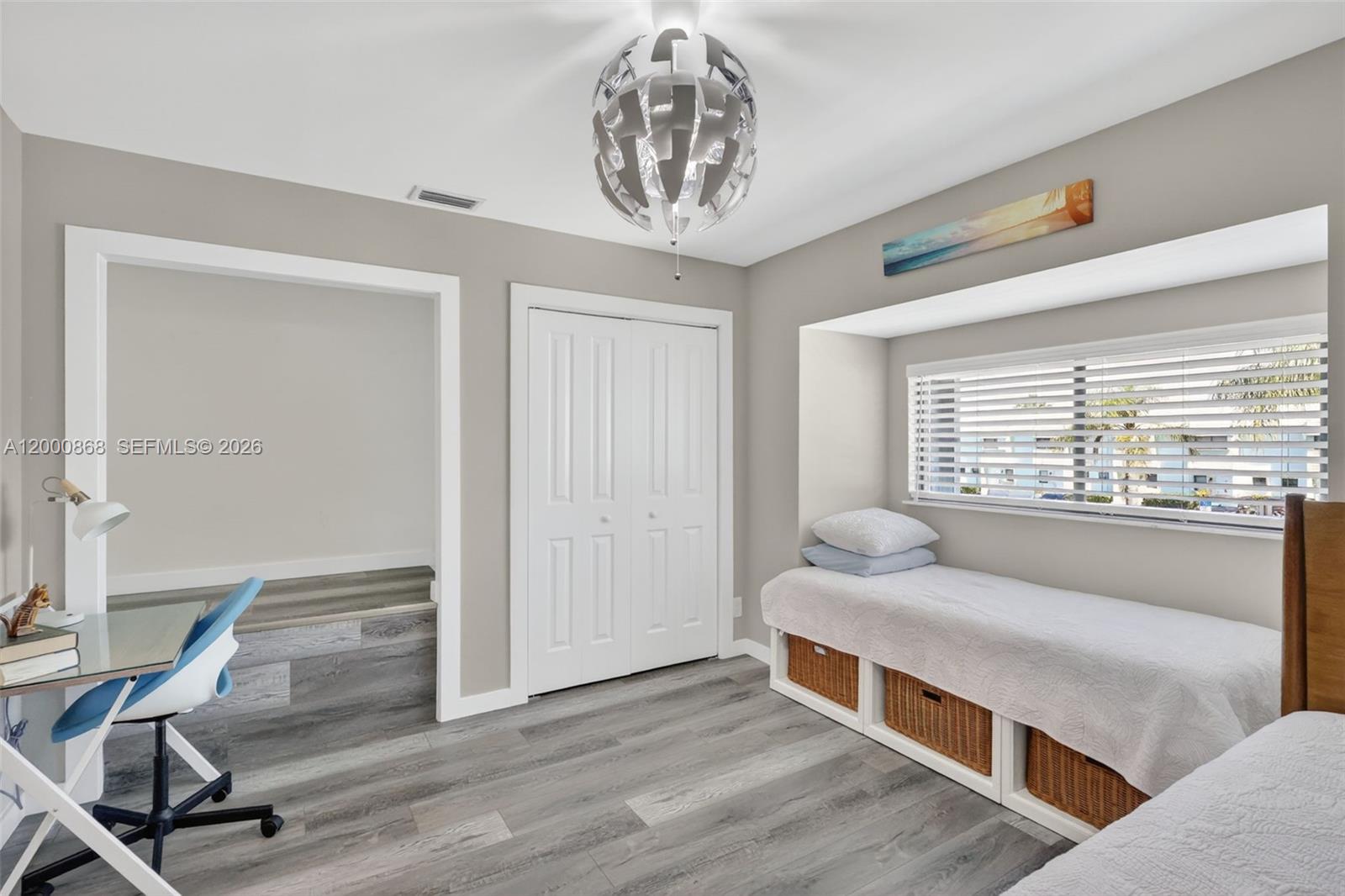 ISLAND VILLAGE PHASE II - Residential Lease