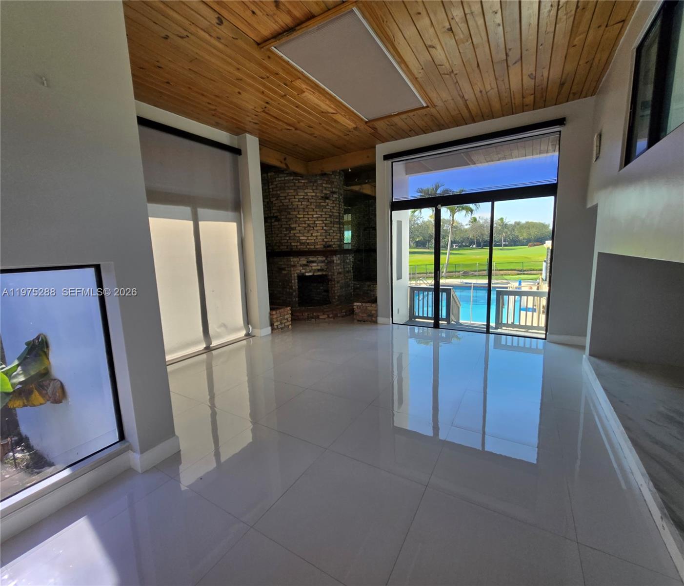 JACARANDA COUNTRY CLUB WE - Residential