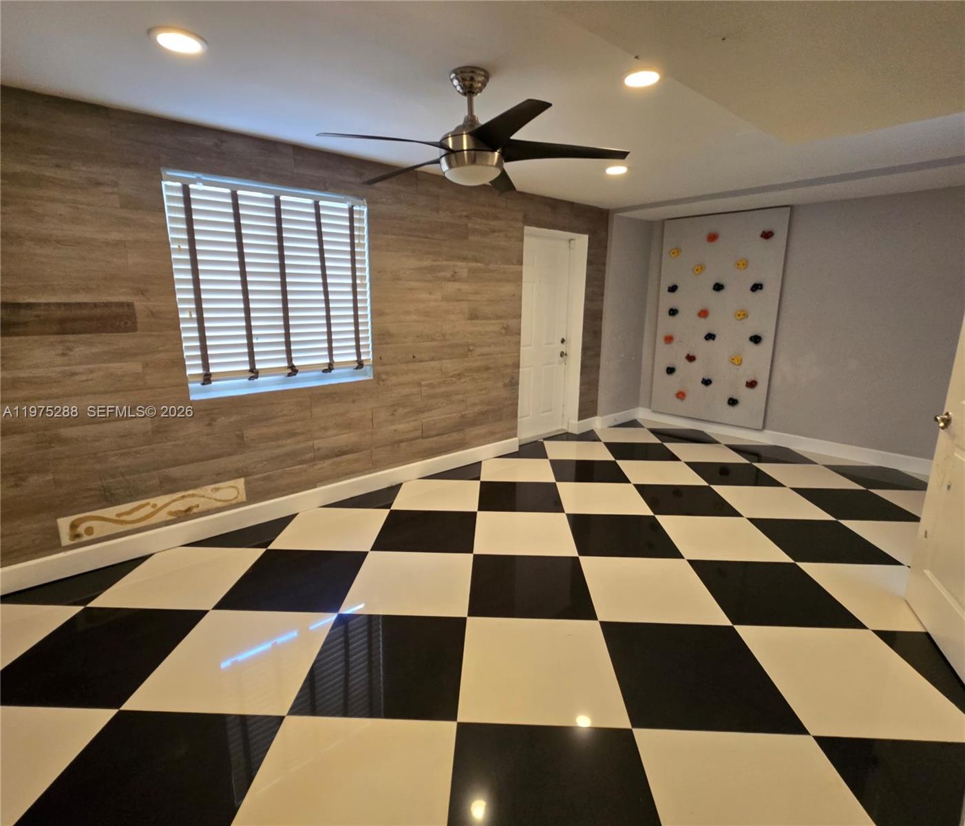 JACARANDA COUNTRY CLUB WE - Residential