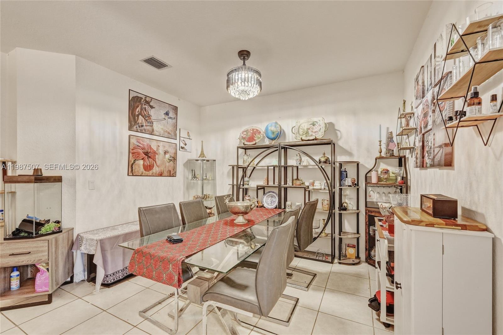 VIA VENTURE NEIGHBORHOOD - Residential