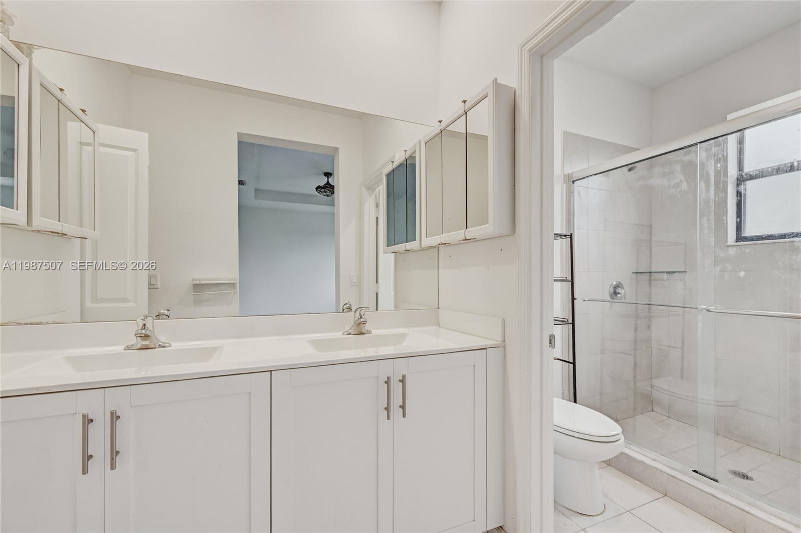 VIA VENTURE NEIGHBORHOOD - Residential