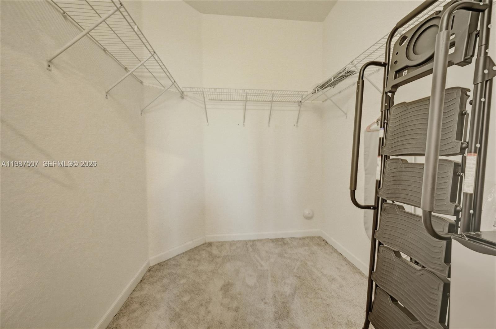 VIA VENTURE NEIGHBORHOOD - Residential