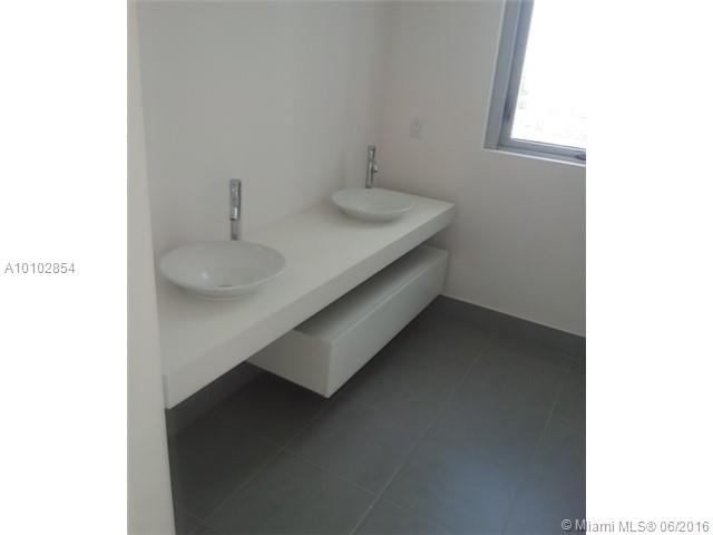 MINT - Residential Lease
