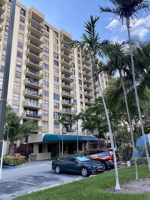 Tiny photo for 1470 NE 123rd St #A701, North Miami, FL 33161 (MLS # A12006903)
