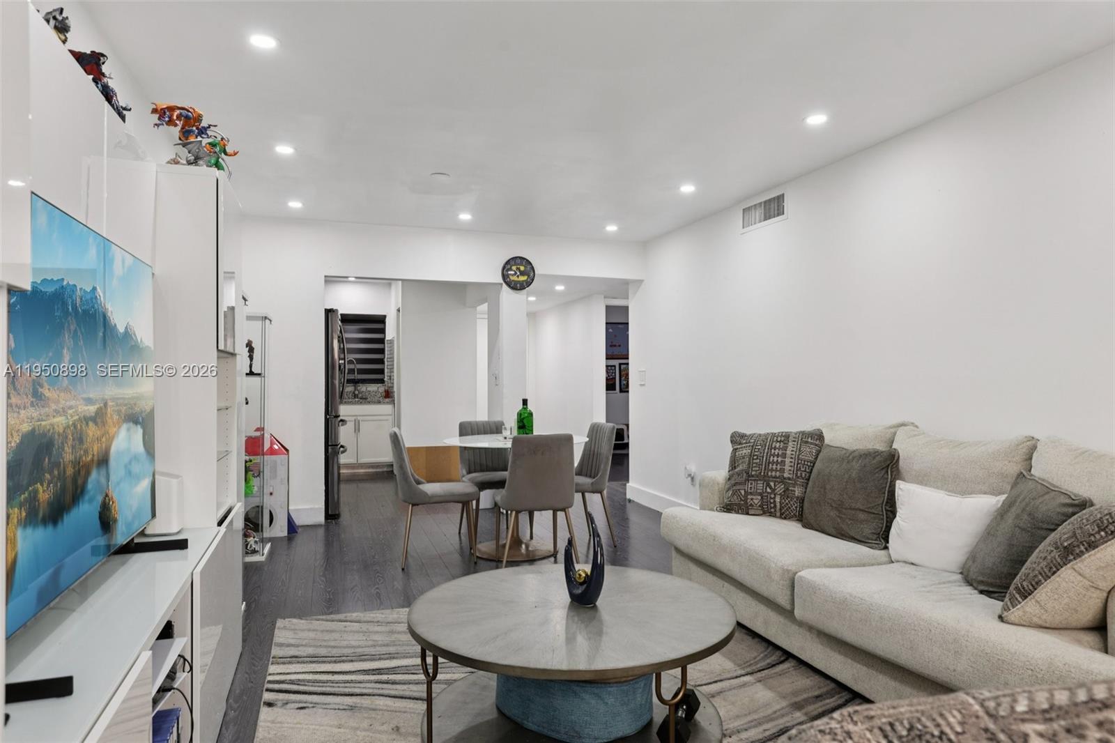 SILVER SPRING TOWER CONDO - Residential