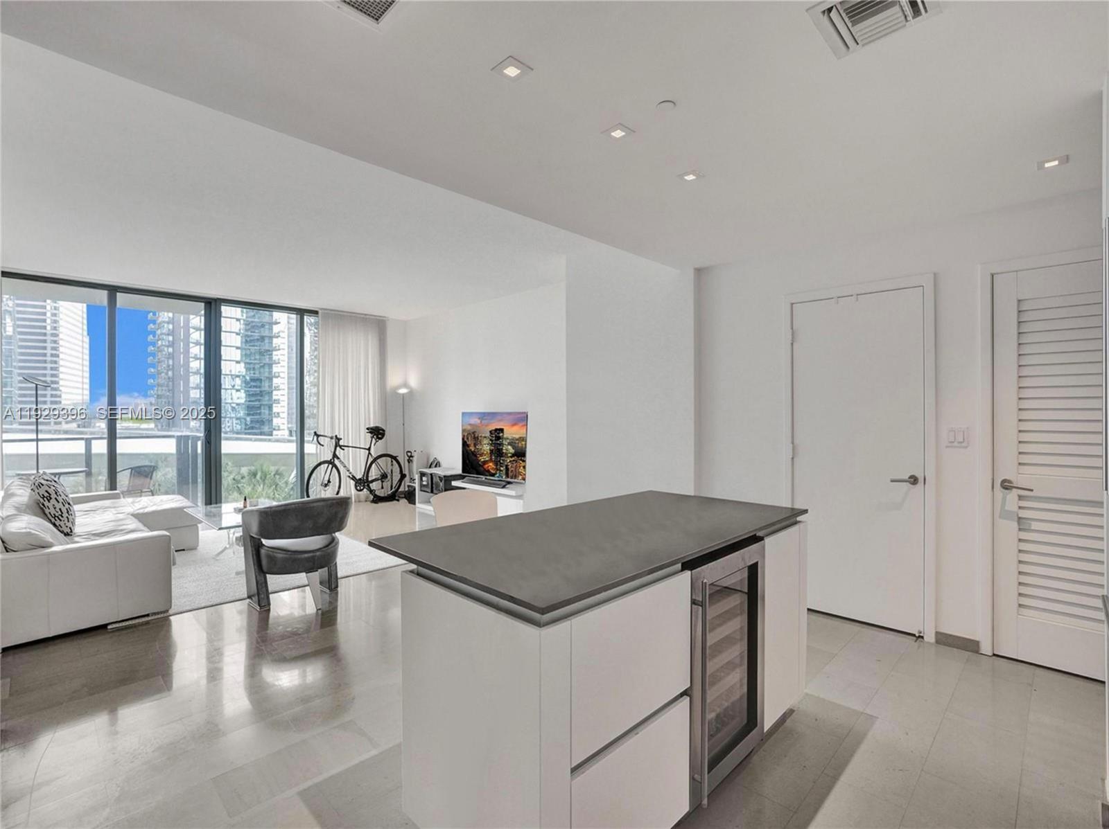 RISE CONDO - Residential Lease