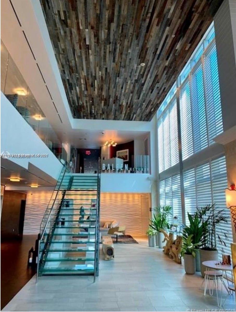 SOLE CONDO - Residential