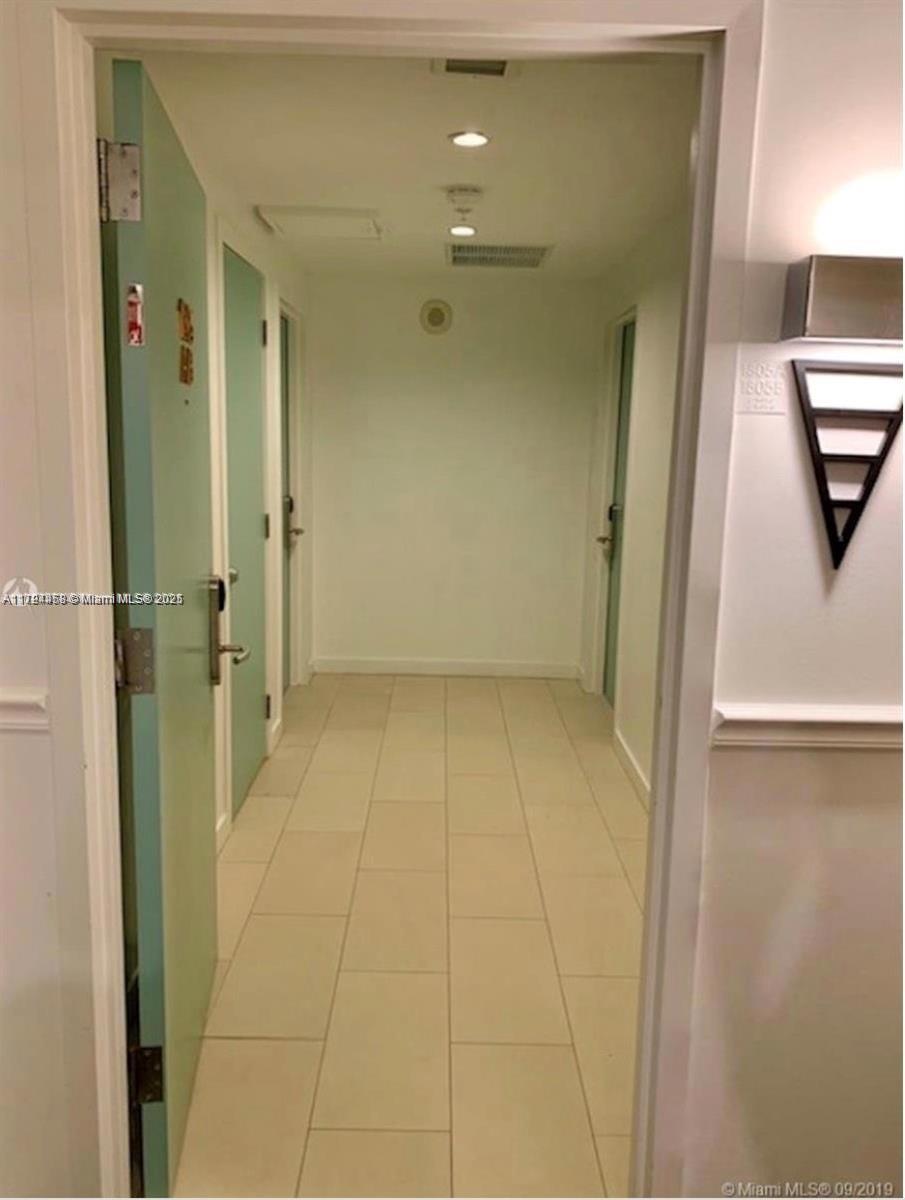SOLE CONDO - Residential