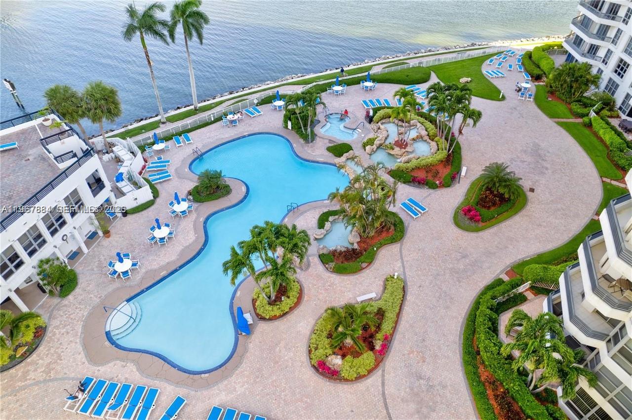 MYSTIC POINTE CONDO NO TH - Residential