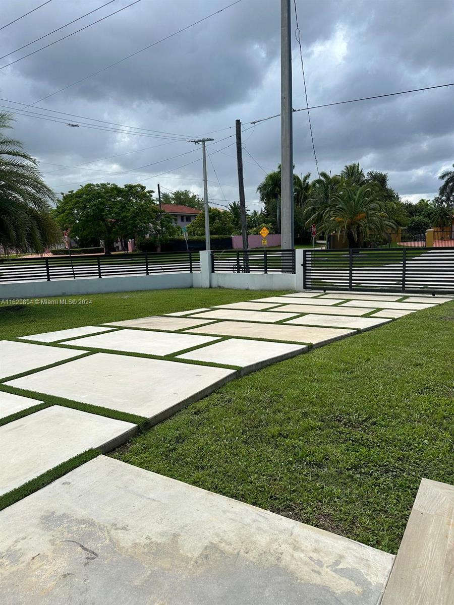 SWEETWATER ESTS SUB - Residential