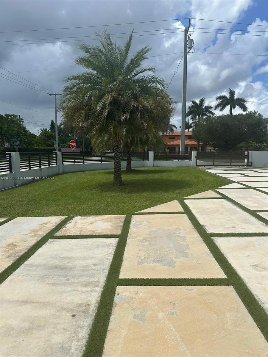 SWEETWATER ESTS SUB - Residential