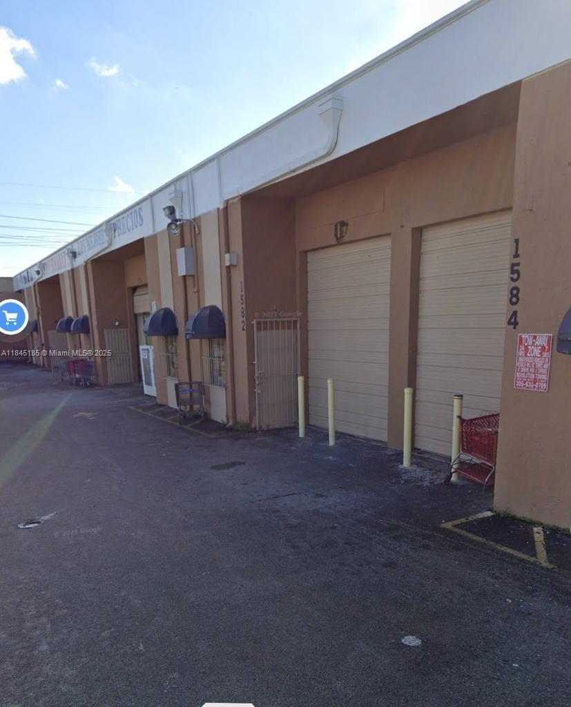 HIALEAH 1200 SQFT SPACE FOR LEASE!! $1980 A MONTH. HIGH CEILINGS, READY FOR IMMEDIATE OCCUPANCY. NO MECHANIC, NO STONE CUTTING NO BODY SHOP.