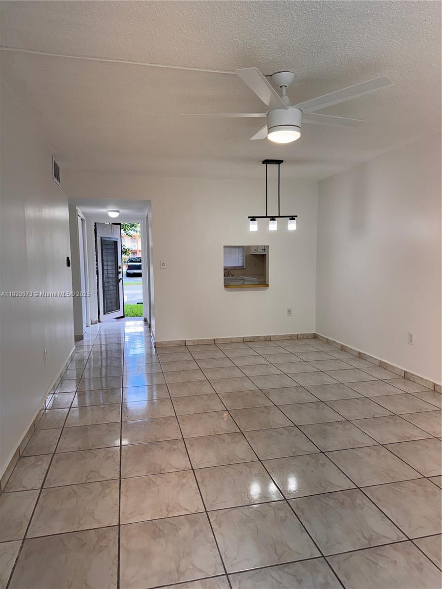 SUNRISE LAKES 84 CONDO - Residential