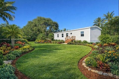 28177 Julia Ave Little Torch Key FL 33042