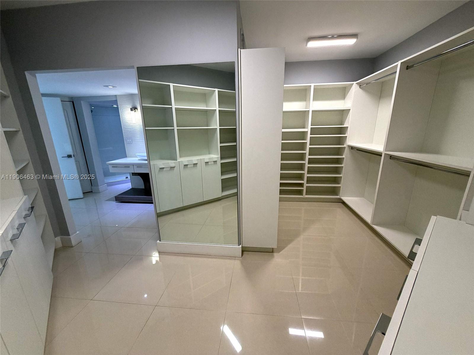 AZURE LAKE CONDO - Residential Lease