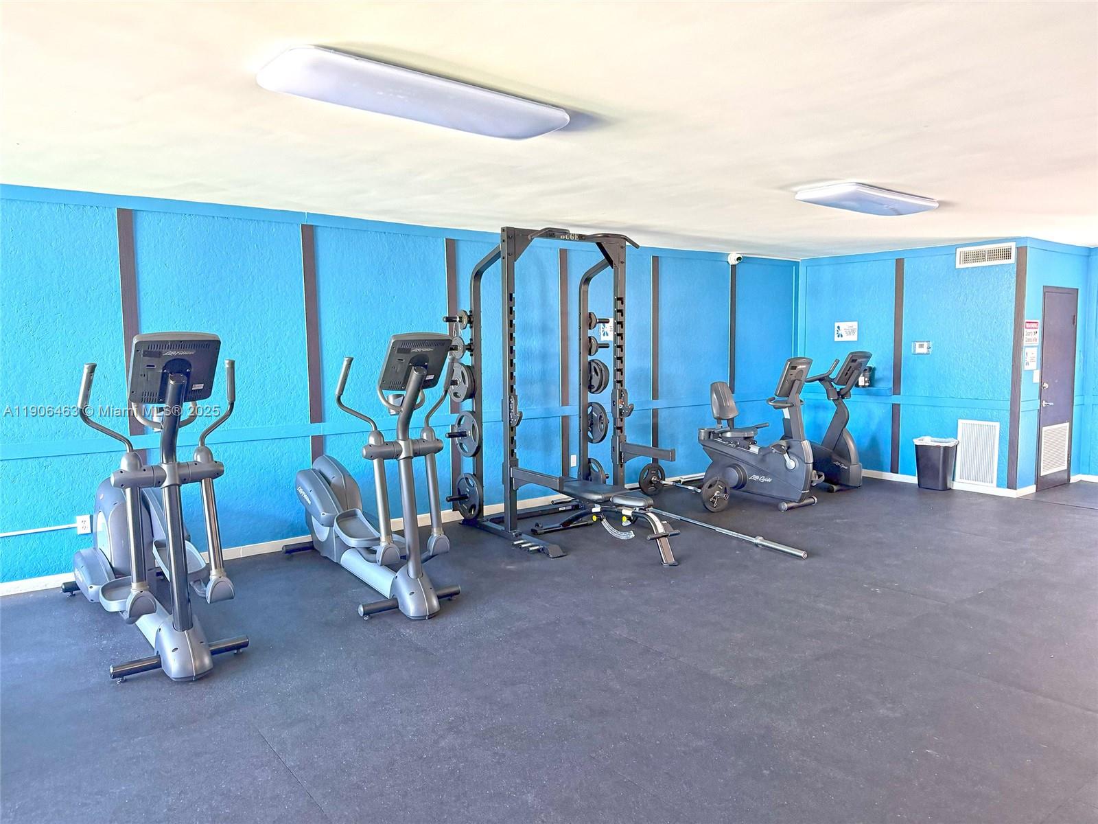 AZURE LAKE CONDO - Residential Lease