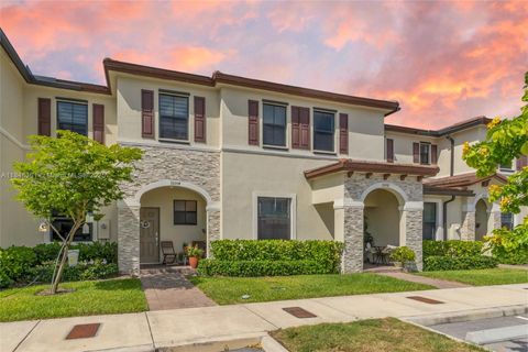 10104 SW 228th Ter Miami FL 33190