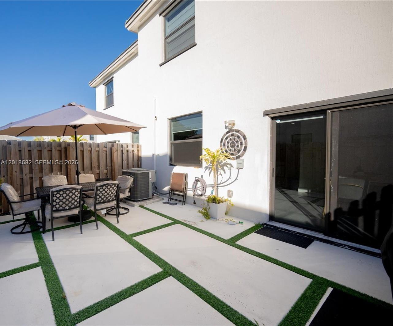 PINE ISLE - Residential