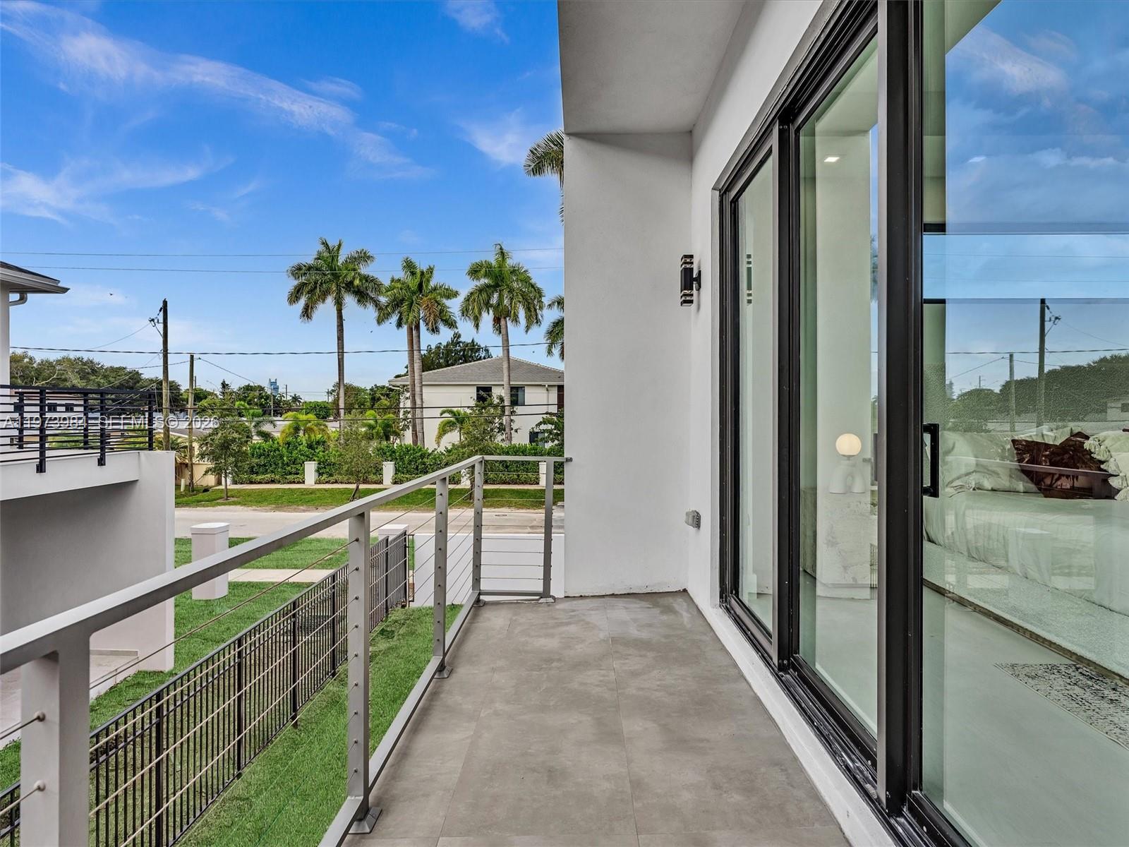 H20 DANIA BEACH - Residential