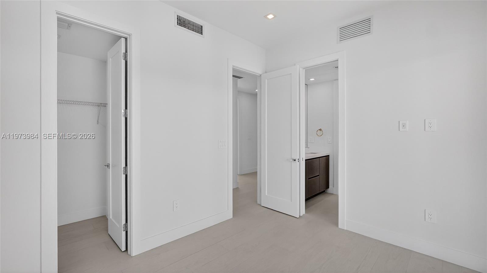 H20 DANIA BEACH - Residential