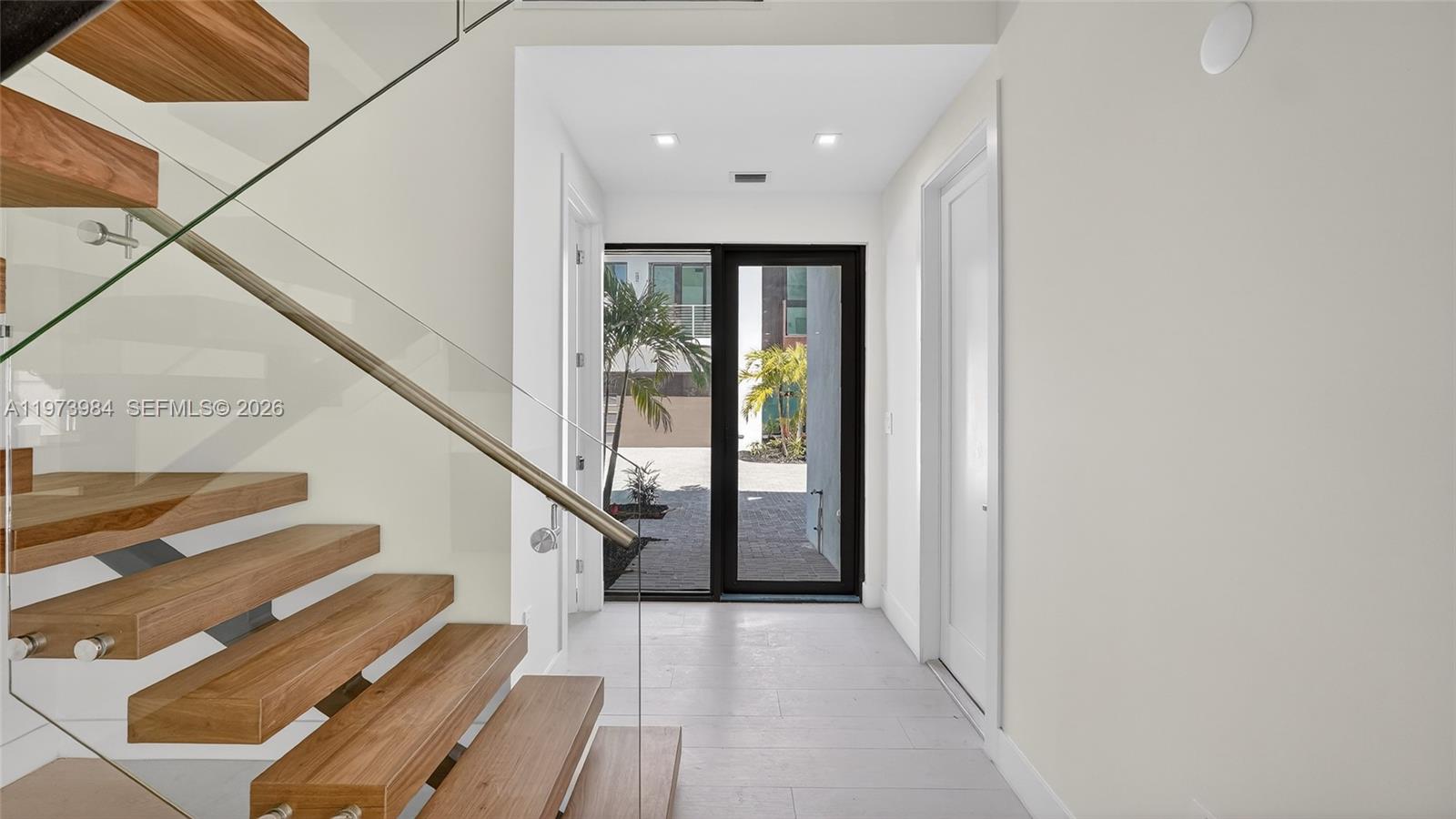 H20 DANIA BEACH - Residential