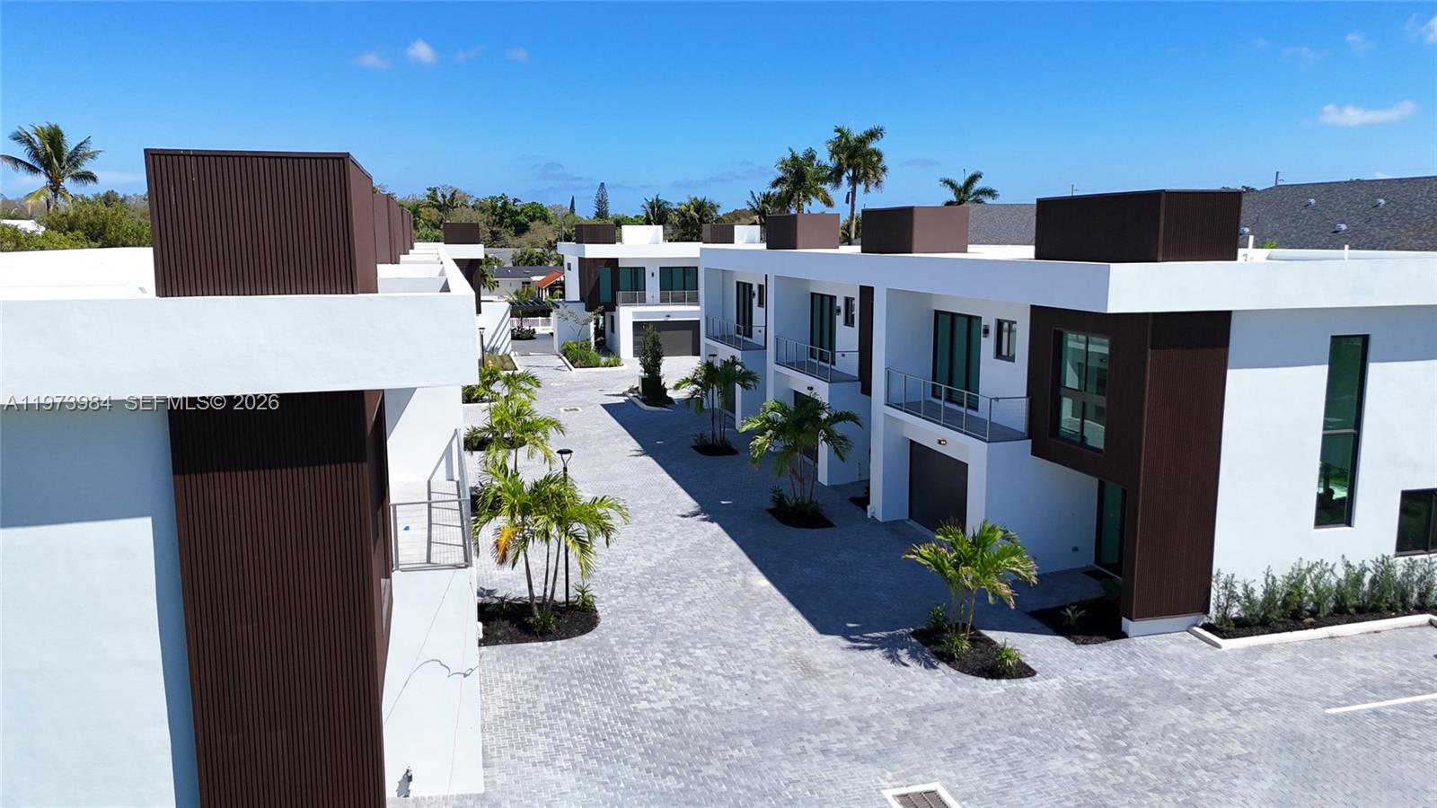 H20 DANIA BEACH - Residential