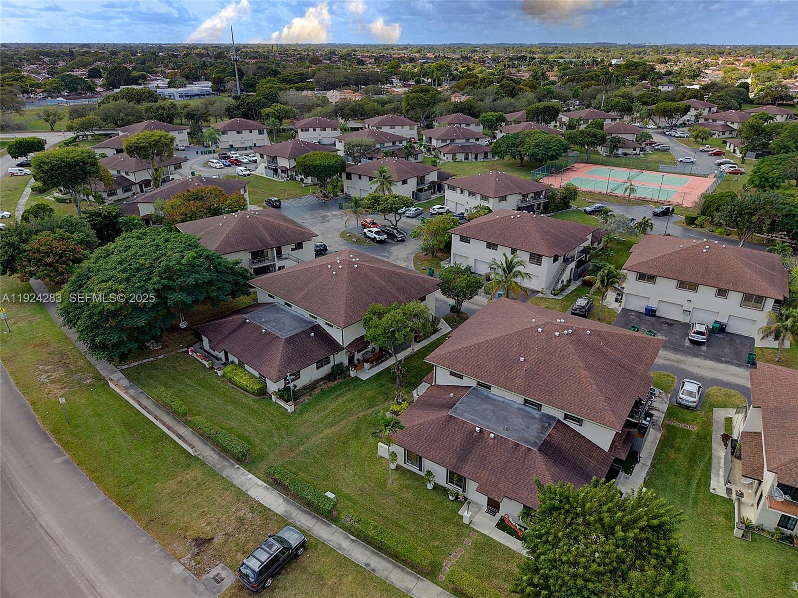 BENT TREE PARCEL 6 CONDO - Residential