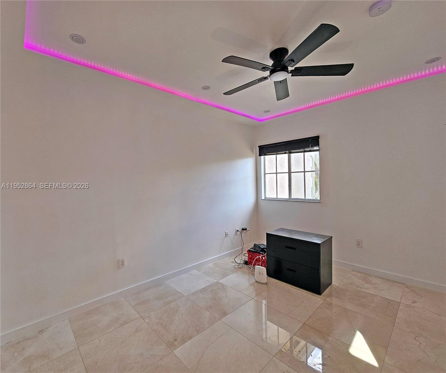 KENDALL VILLAGE TOWNVILLA - Residential