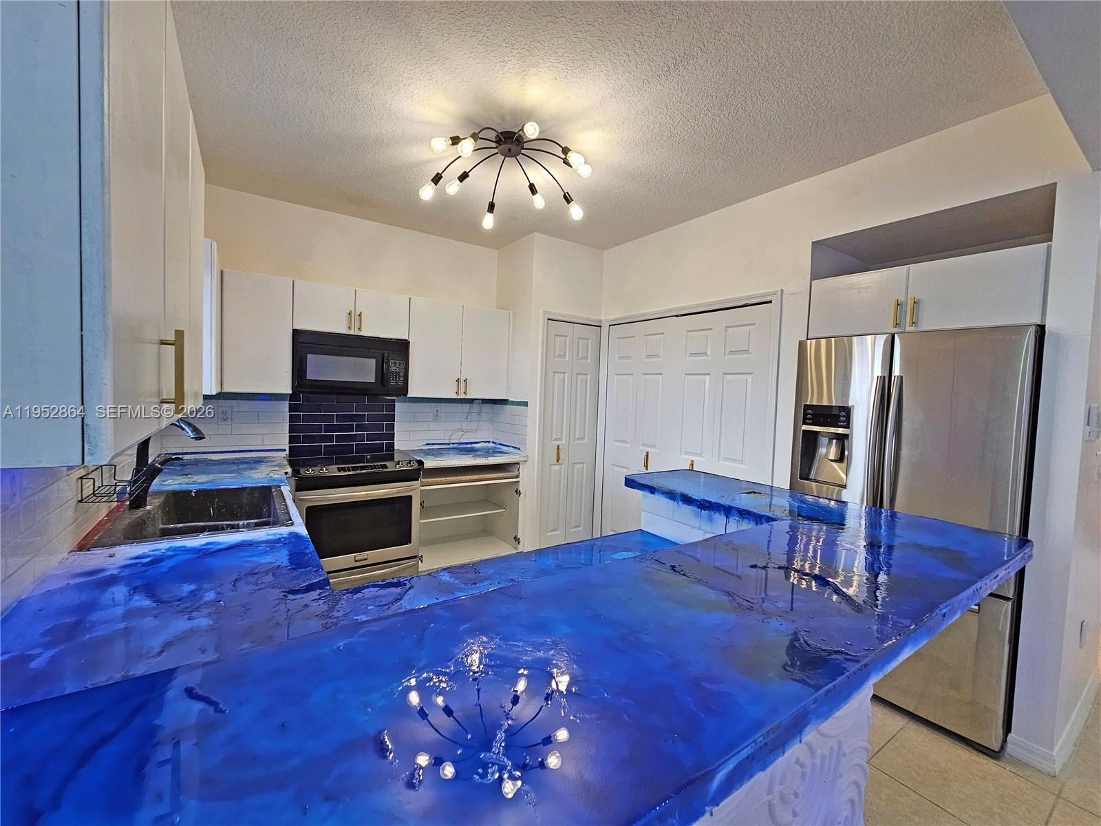 KENDALL VILLAGE TOWNVILLA - Residential