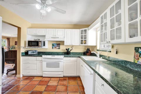 Tiny photo for 1309 Orange Isle, Fort Lauderdale, FL 33315 (MLS # A12076774)