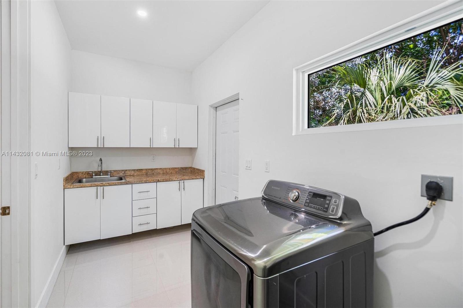 SO MIAMI GDN HEIGHTS - Residential