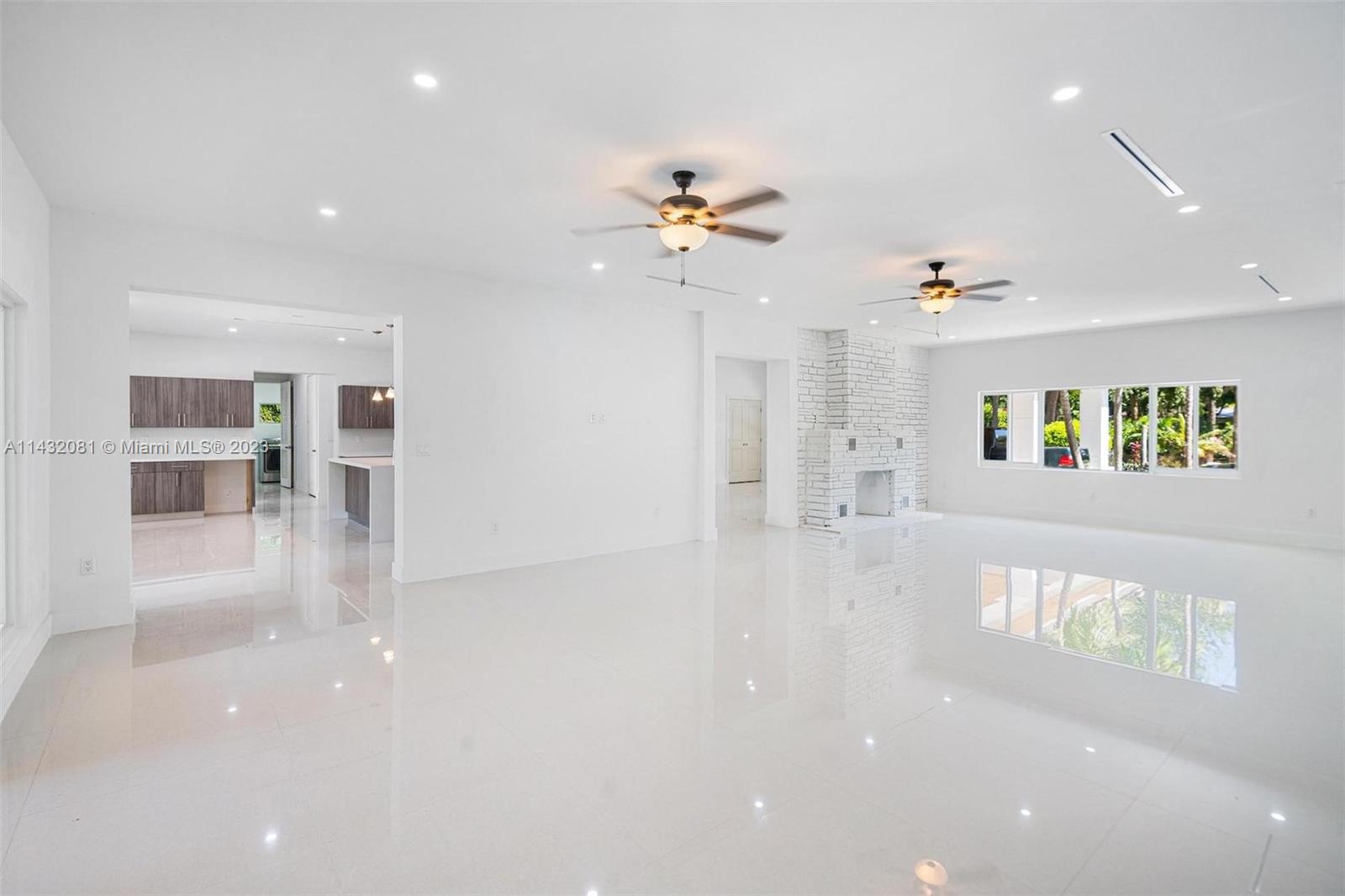 SO MIAMI GDN HEIGHTS - Residential