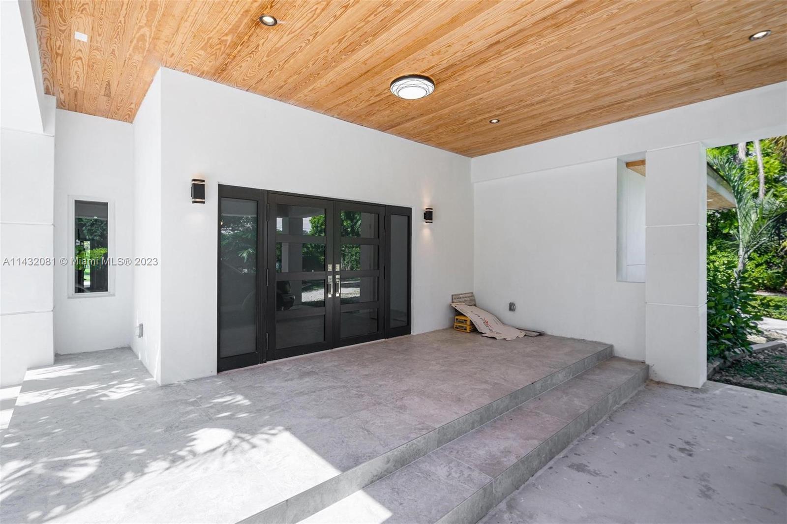 SO MIAMI GDN HEIGHTS - Residential