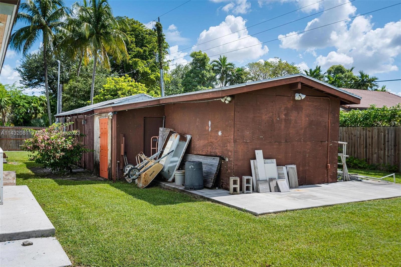 SO MIAMI GDN HEIGHTS - Residential