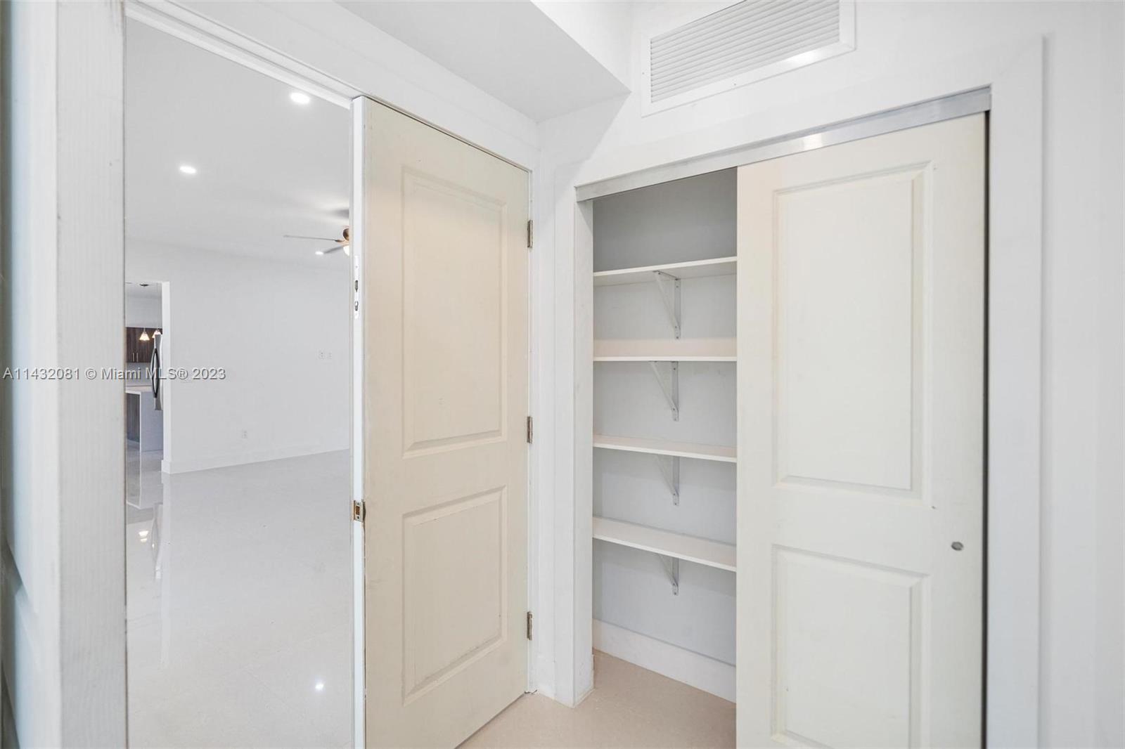 SO MIAMI GDN HEIGHTS - Residential