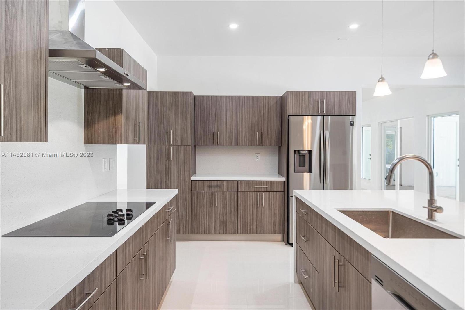 SO MIAMI GDN HEIGHTS - Residential