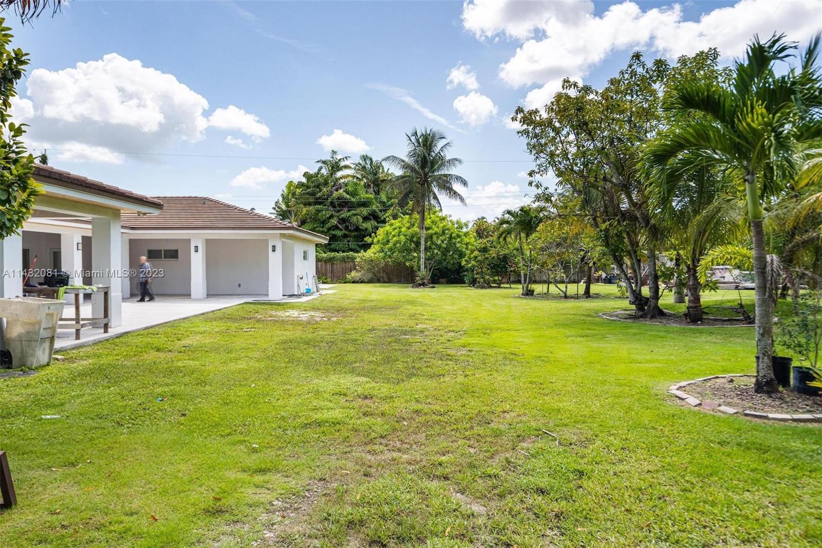 SO MIAMI GDN HEIGHTS - Residential