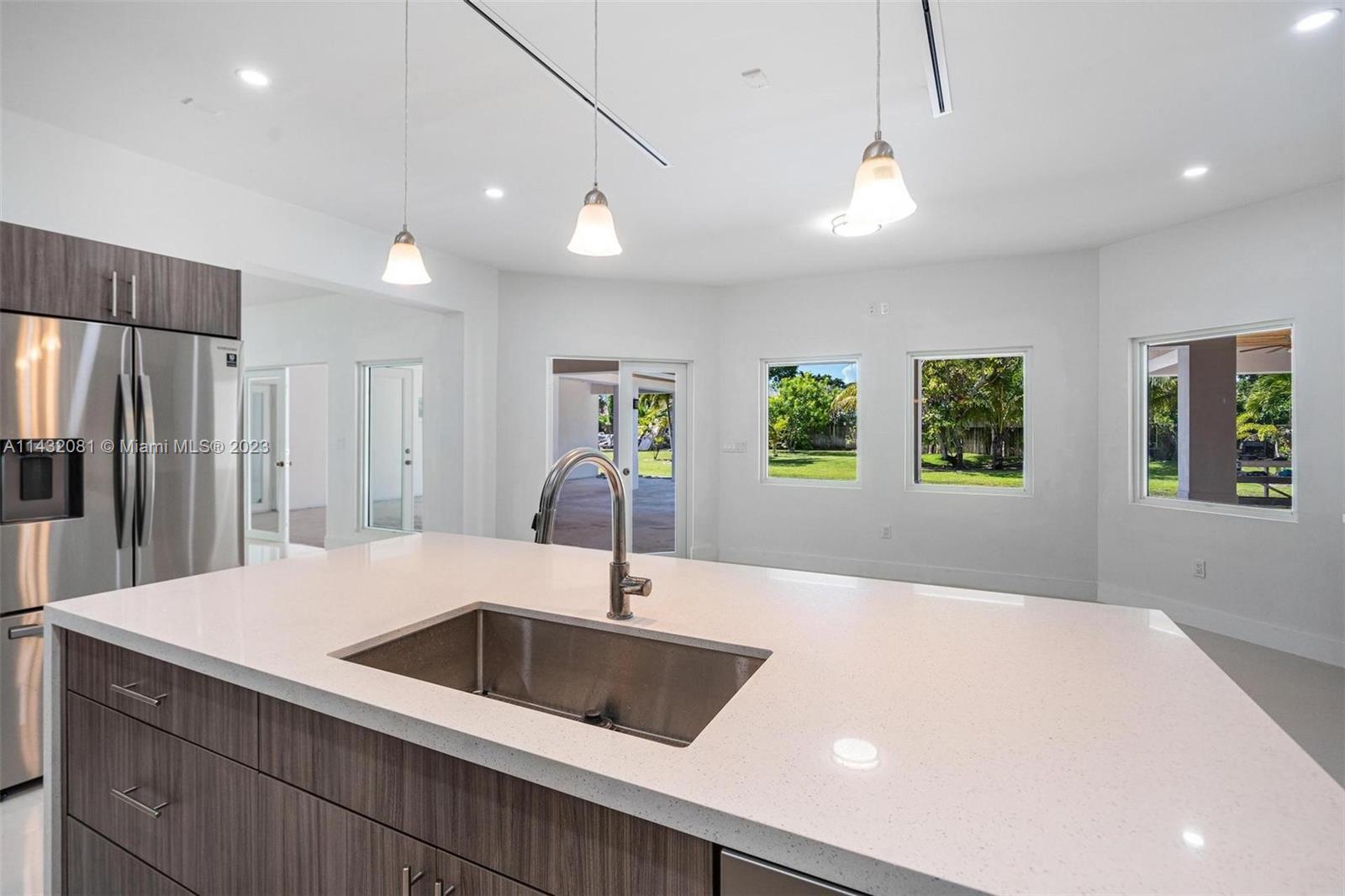 SO MIAMI GDN HEIGHTS - Residential