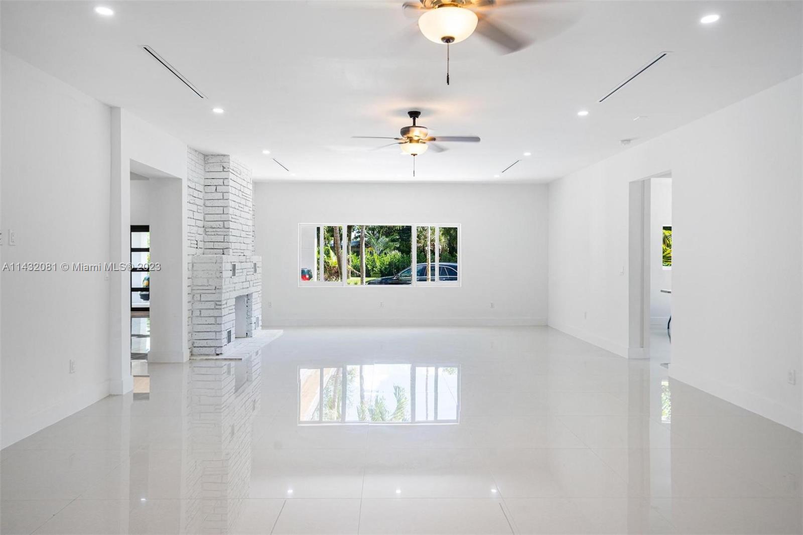 SO MIAMI GDN HEIGHTS - Residential