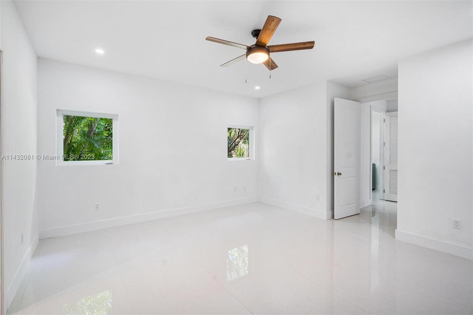 SO MIAMI GDN HEIGHTS - Residential