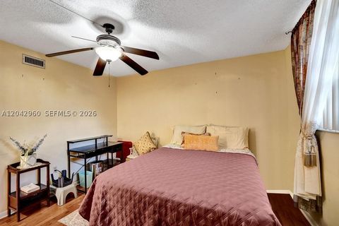 Tiny photo for 1000 Colony Point Cir #422, Pembroke Pines, FL 33026 (MLS # A12042960)