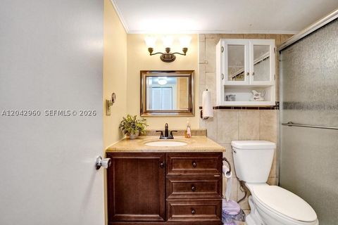 Tiny photo for 1000 Colony Point Cir #422, Pembroke Pines, FL 33026 (MLS # A12042960)