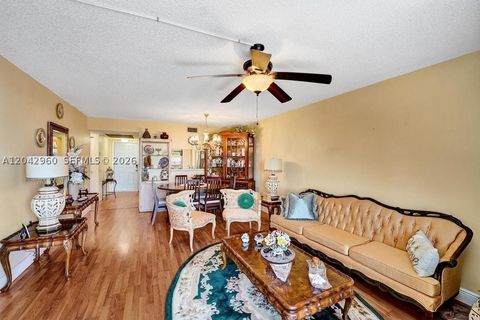 Tiny photo for 1000 Colony Point Cir #422, Pembroke Pines, FL 33026 (MLS # A12042960)