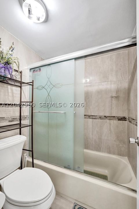 Tiny photo for 1000 Colony Point Cir #422, Pembroke Pines, FL 33026 (MLS # A12042960)
