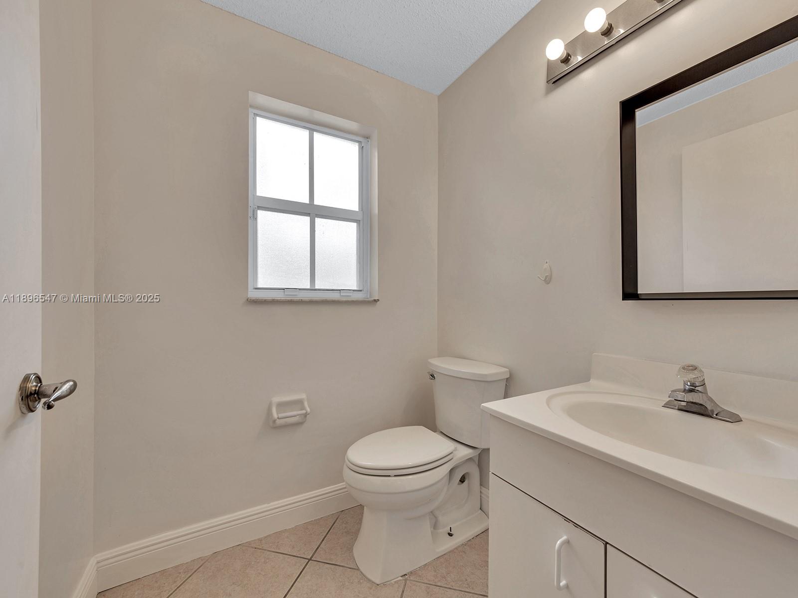 PEMBROKE SHORES - Residential Lease